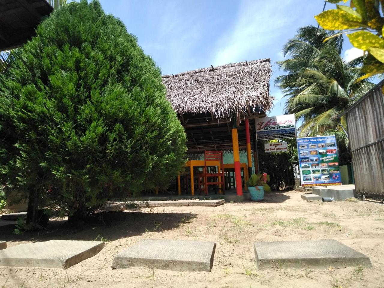 Maison d'hôtes Viraj's Garden Tangalle